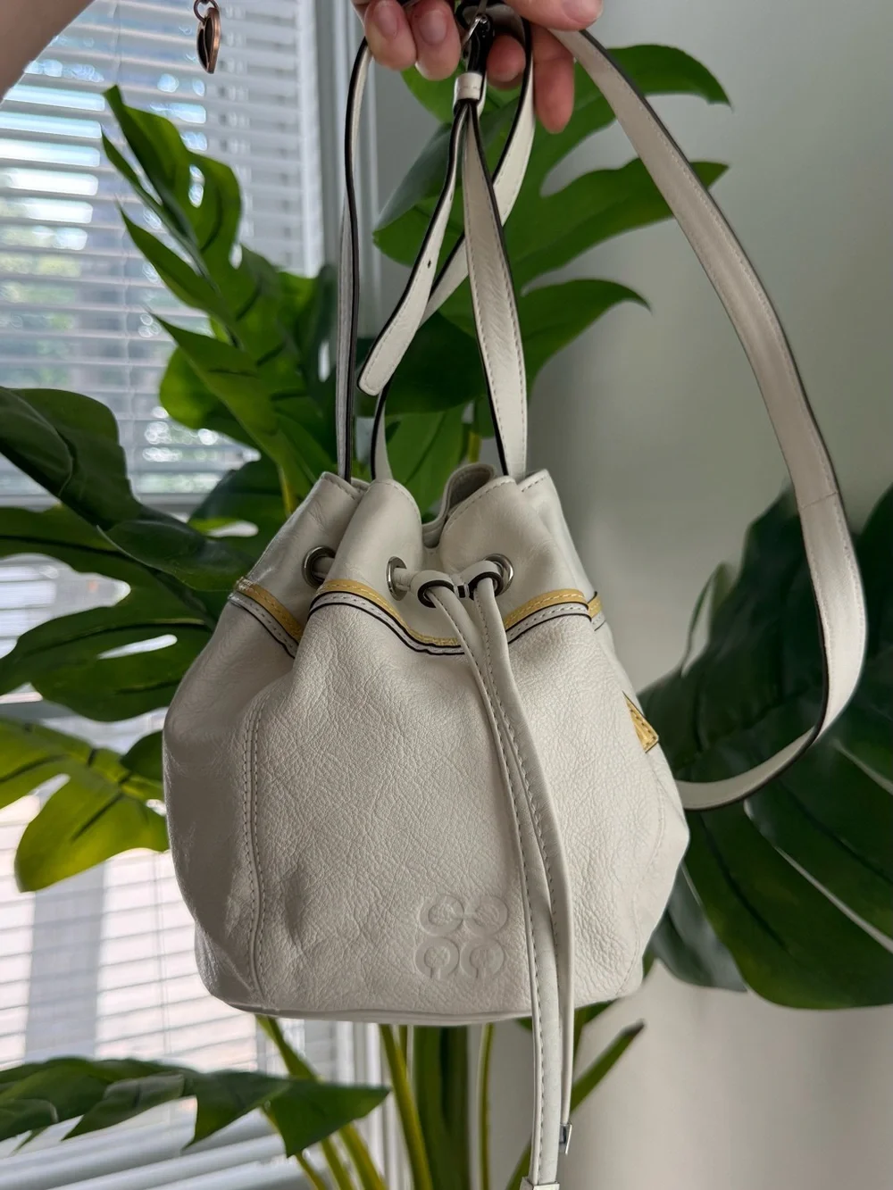 Coach Ivory Bucket Bag Drawstring Embossed Logo Adjustable Strap Pink Lining